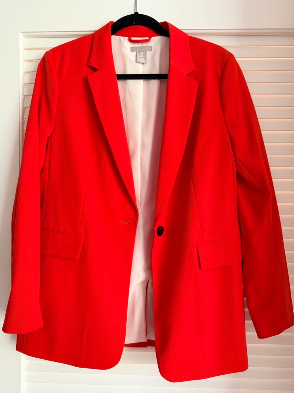 Women’s Red Single-Button Blazer